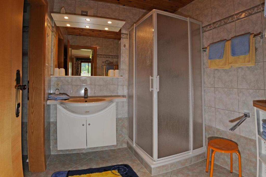 Gasthof Zur Gams Donnersbachwald Ruang foto